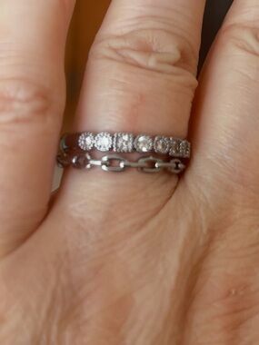 Delicate Silver-Tone Chain & CZ Band Ring - White